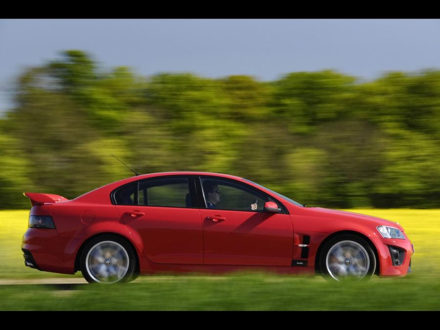  Vauxhall VXR8 2008 года  (фото 11 из 20)